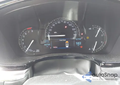 2019 Cadillac Xt5 Premium Luxury z USA, uszkodzony, nr VIN 1GYKNFRS4KZ212331